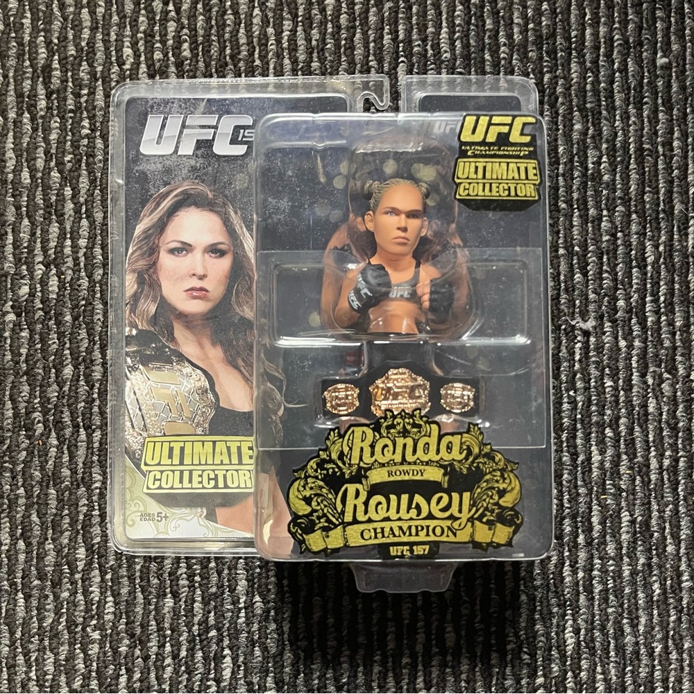 UFC Ultimate Collector Figure - Black & Gold Champion Edition